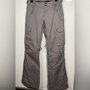 Oakley women’s ski/snowboard pants Size XS Gray